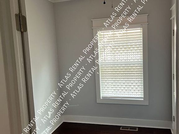 5th image of 404 Chestnut St