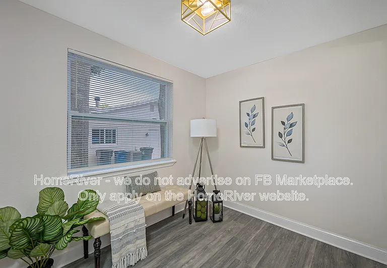 306 Park Blvd — Photo 5