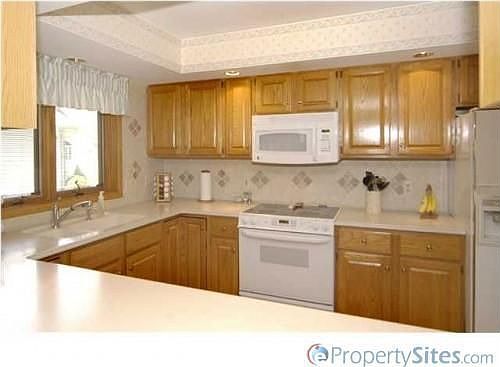 4th image of 7026 Tree Top Ln NE