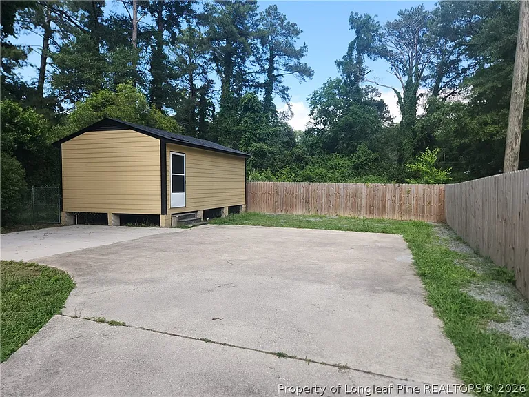 227 Pinecrest Dr — Photo 15