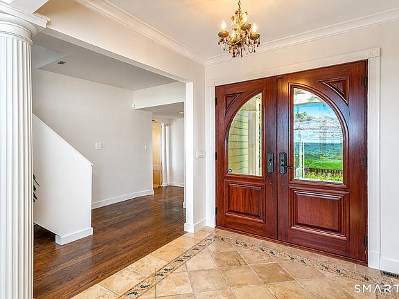 3rd image of 15 Alpine Drive