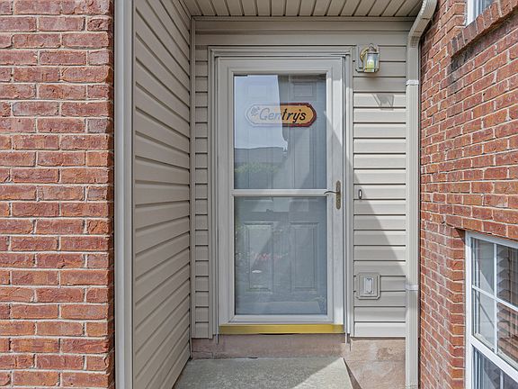 3rd image of 342 Platt Dr