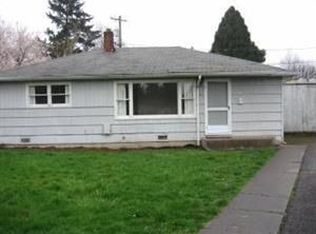 668 Swan Ct, Springfield, OR 97477