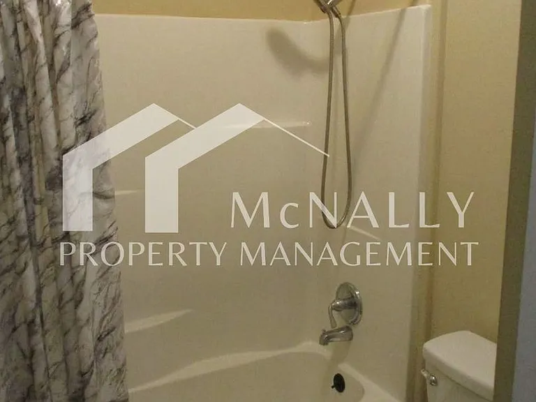 7720 Artondale Dr NW — Photo 12