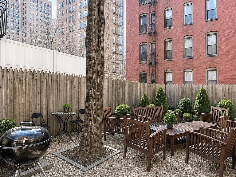 40 W 85th St #GR — Photo 11