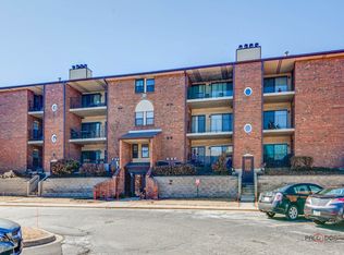 740 Weidner Rd APT 201, Buffalo Grove, IL 60089