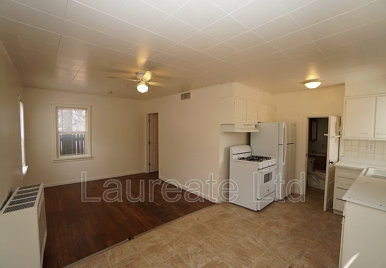 1436.5 Kenton St — Photo 2