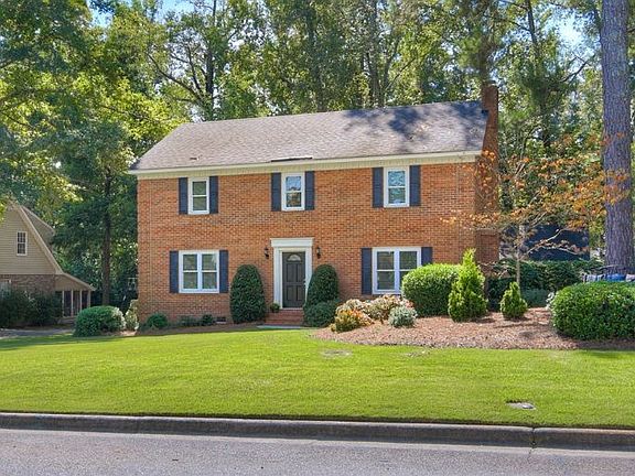 3rd image of 4210 Green Ivy Cir