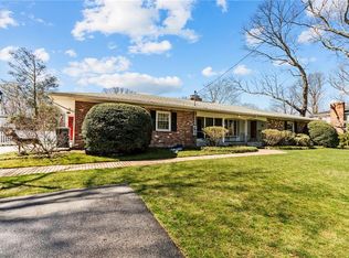 437 Love Ln, Warwick, RI 02886