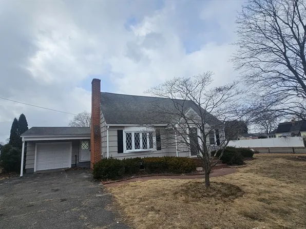 41 Barrett St, Ludlow, MA 01056