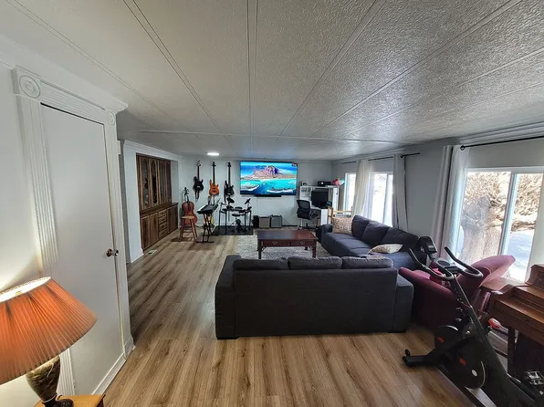 218 Merlin St, North Salt Lake, UT 84054