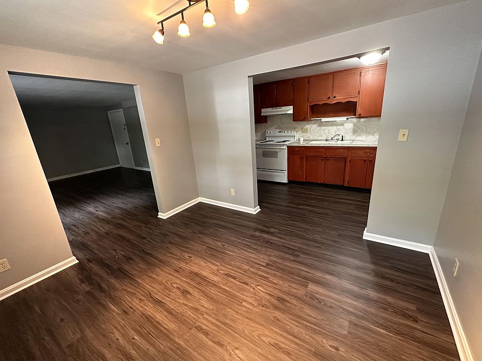 1st image of 314 Idlewylde Dr #1