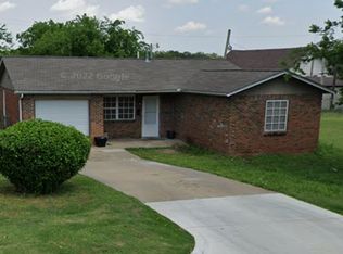 1821 N Trenton Ave, Tulsa, OK 74106