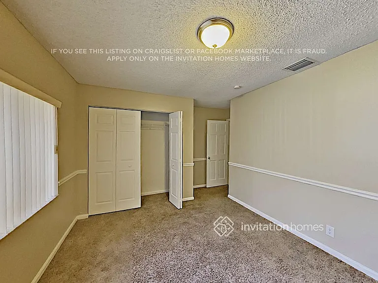 501 NW 107th Ter — Photo 11