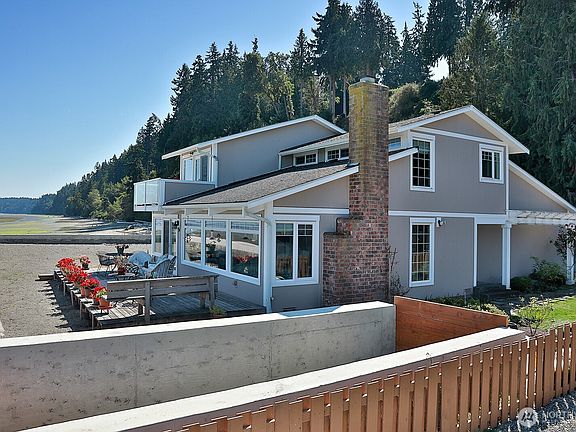 2nd image of 3795 Bells Lane