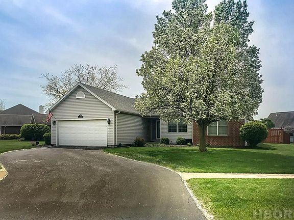 5th image of 700 Hunters Creek Dr