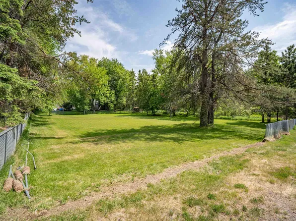 W 22nd St, Duluth, MN 55811