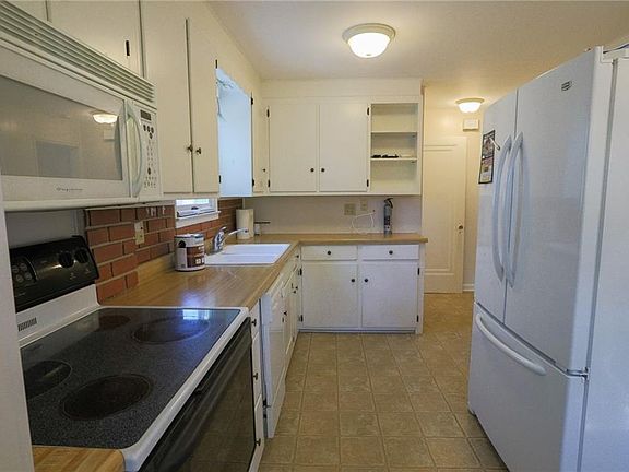 5th image of 1785 23rd St