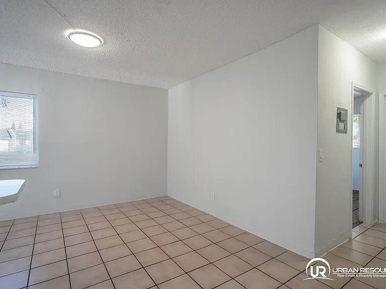 6650 Miller Dr #20 — Photo 11