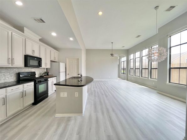 3625 Standing Rock Dr