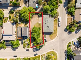 1308 17a St NW, Calgary, AB T2N 2E9