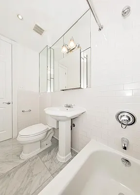 Rented by Voro NYC | media 6