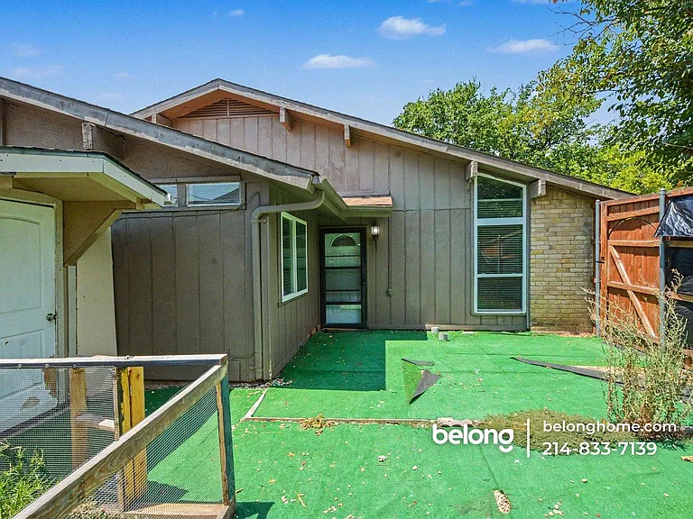 5640 Harvest Hill Rd — Photo 2