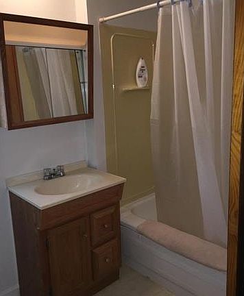 4th image of 328 Weiss Ave