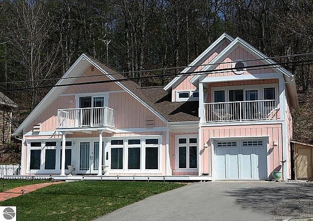 1st image of 7910 Peninsula Dr
