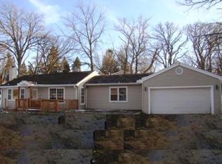 120 Woody Way, Lake In The Hills, IL 60156