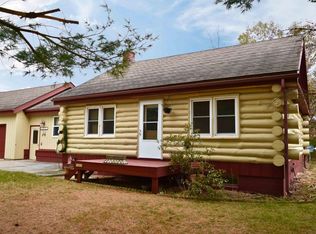 S2854 Maple Rd, Fountain City, WI 54629