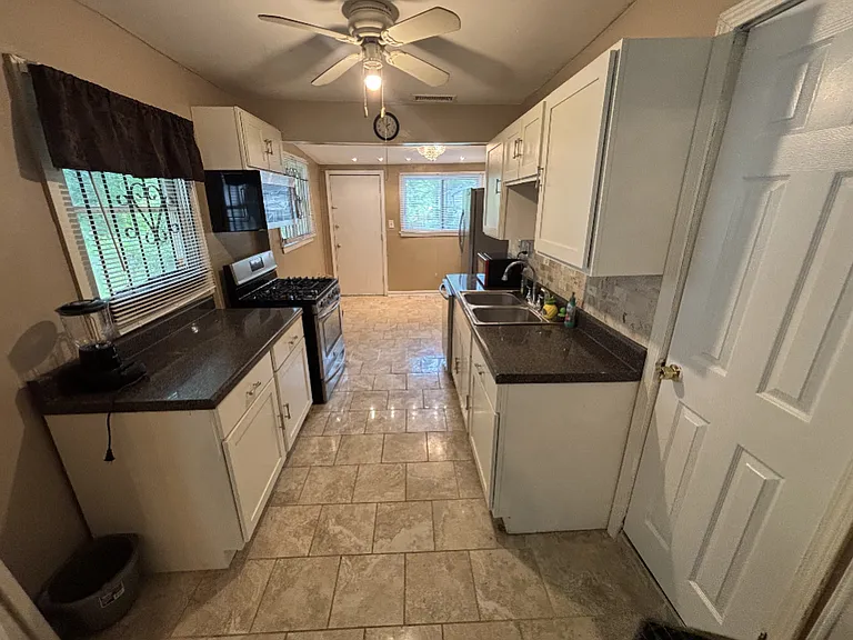 291 Flowers Pl NW — Photo 13