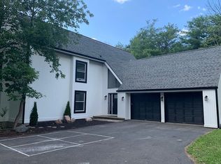 39 Thornapple Dr, Elmira, NY 14903