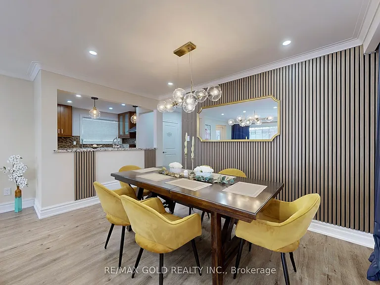 189 Kingsview Blvd — Photo 10