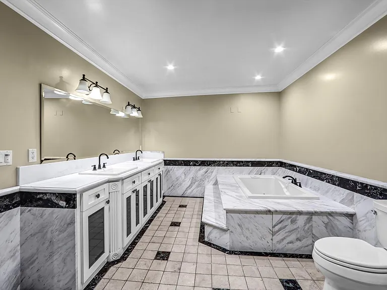 13530 Beaver St — Photo 11