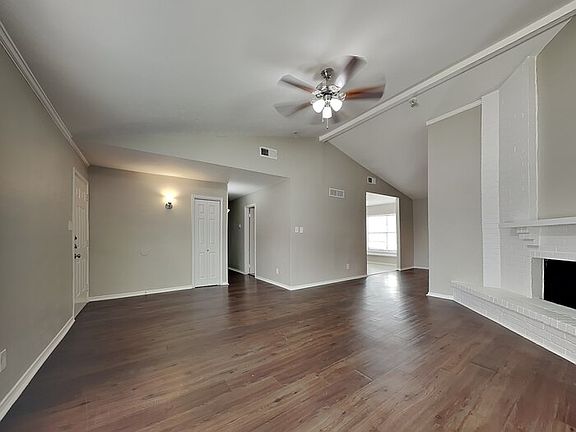 4th image of 7621 Pebble Beach Dr