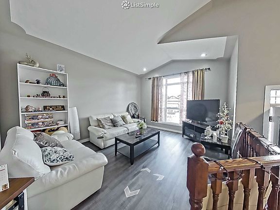 2nd image of 175 Isherwood Clos