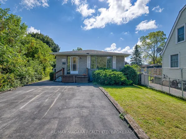 4166 Chippawa Pkwy, Niagara Falls, ON L2G 6E5