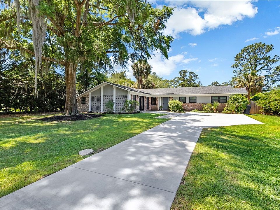 1st image of 388 Hunt Drive