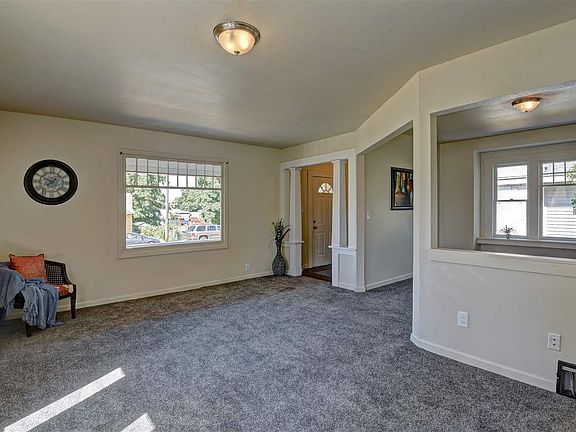 5th image of 1428 E Olympic Ave