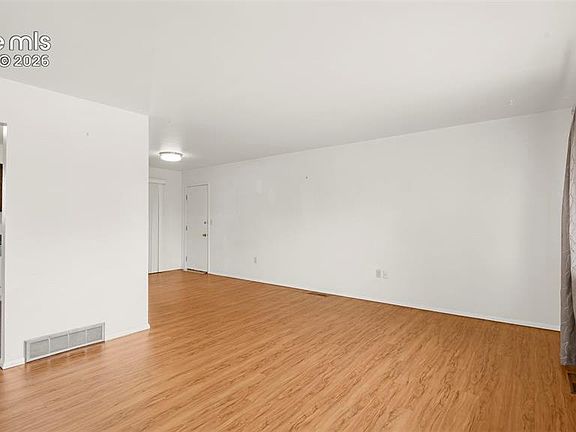 5th image of 3325 Raindrop Dr