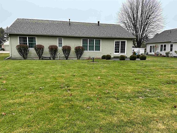 4th image of 1627 Garland Dr