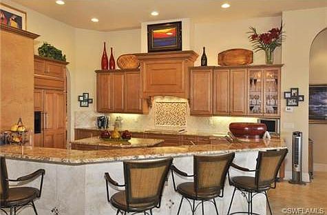 3rd image of 10510 Timber Lawn Dr