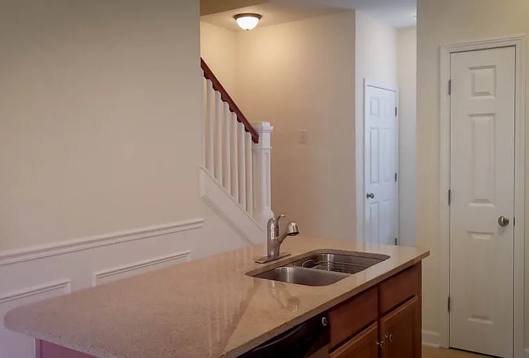 926F Price Ln — Photo 15