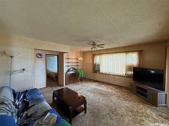 3rd image of 301 5th Avenue W