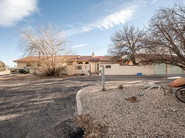 8 S Glenrose Dr, Pueblo West, CO 81007