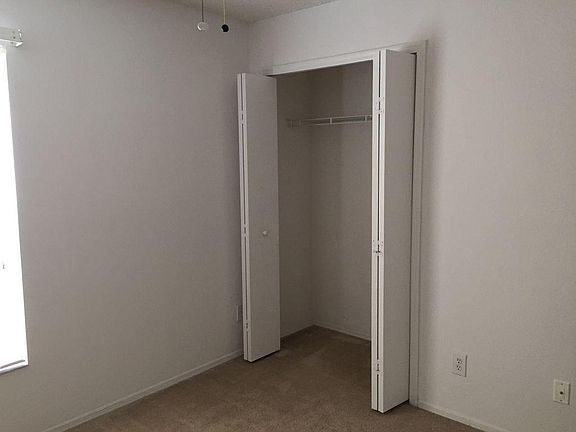 2nd Bedroom Closet