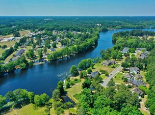 1045 N Lakeside Dr #18, Smithfield, NC 27577