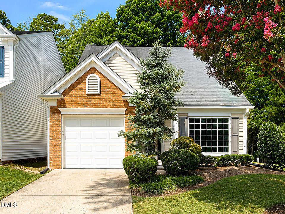 1st image of 119 Chinabrook Ct