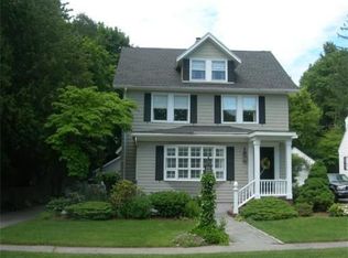 30 Frothingham St, Lowell, MA 01852